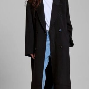 The Frankie Shop Black Double-Breasted Coat